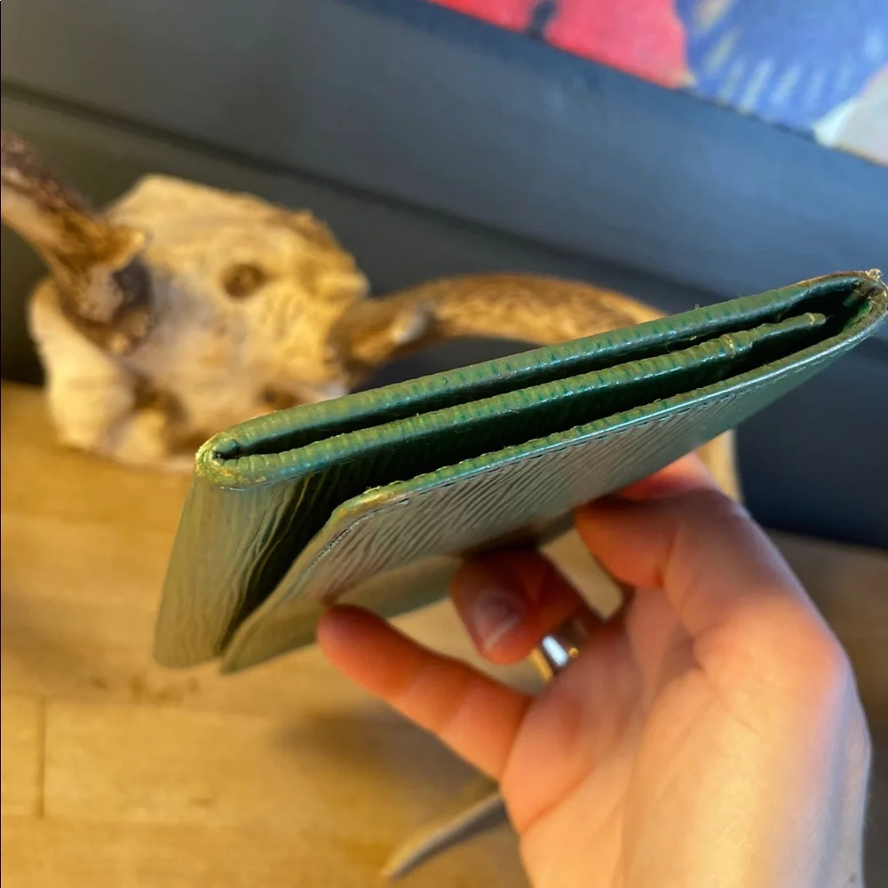 Louis Vuitton Green Epi Leather Long Wallet - Picture 5 of 15